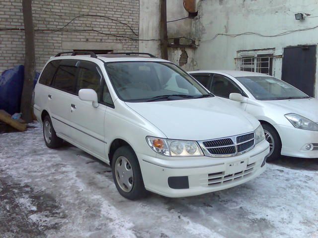 1999 Nissan Presage