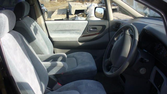 1999 Nissan Presage