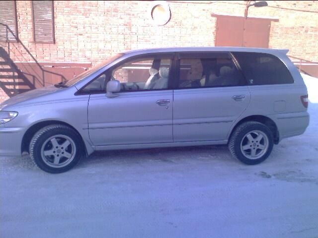 1999 Nissan Presage
