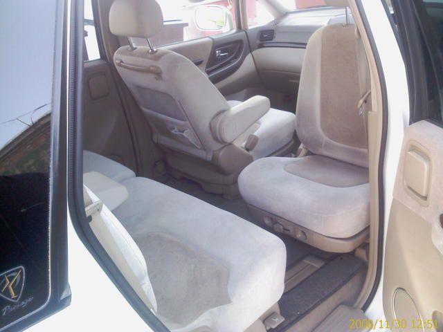 1999 Nissan Presage