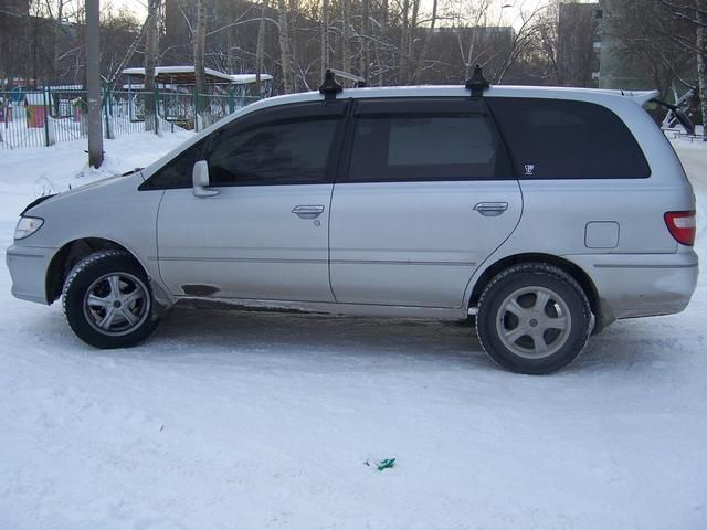 1999 Nissan Presage