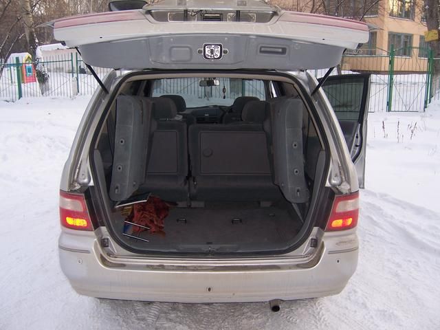 1999 Nissan Presage