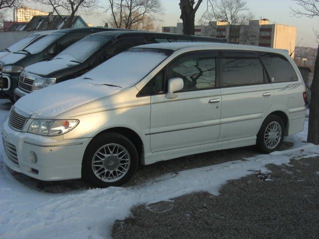 1999 Nissan Presage