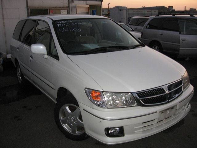 1999 Nissan Presage