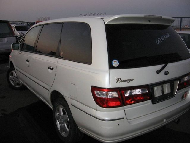 1999 Nissan Presage