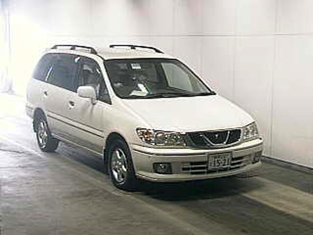 1999 Nissan Presage Photos