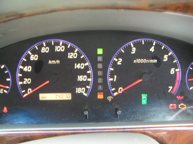 1999 Nissan Presage Photos