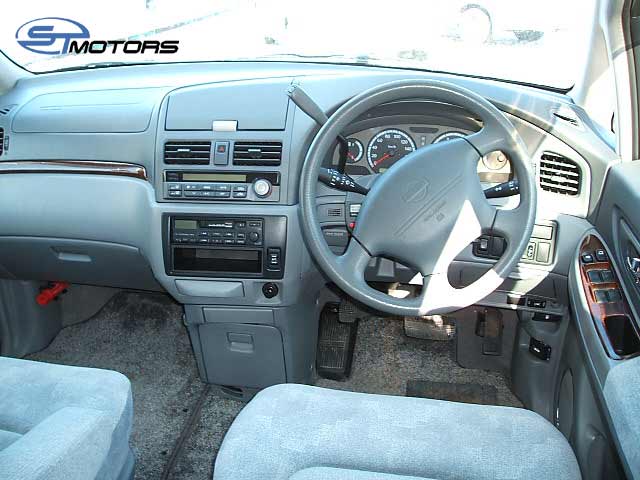 1999 Nissan Presage Pictures