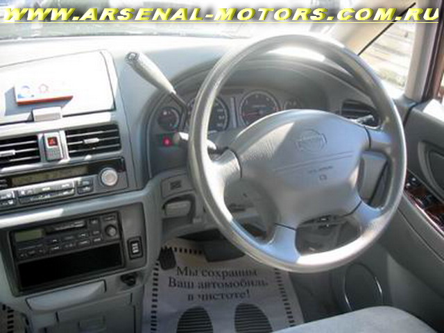 1999 Nissan Presage Pictures