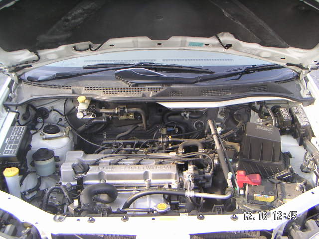 1999 Nissan Presage Photos