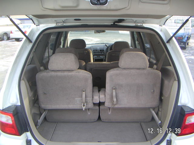 1999 Nissan Presage Pictures