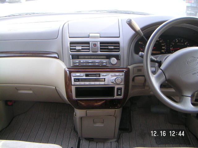 1999 Nissan Presage Pictures