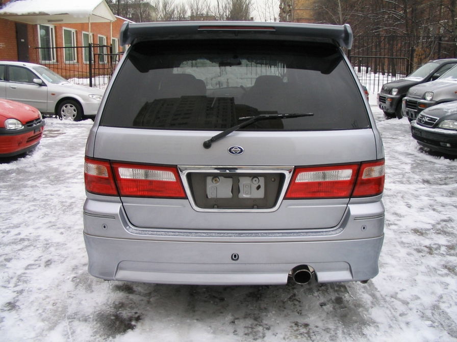 1999 Nissan Presage Photos