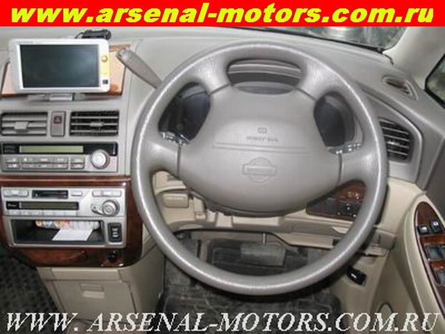 1999 Nissan Presage Pictures