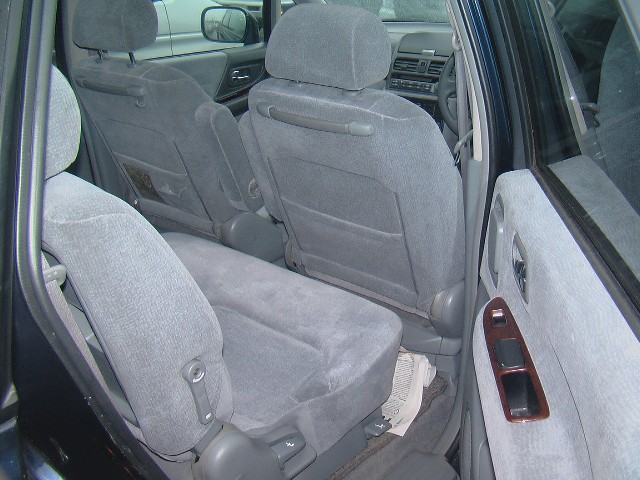 1999 Nissan Presage Pictures
