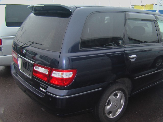 1999 Nissan Presage Photos