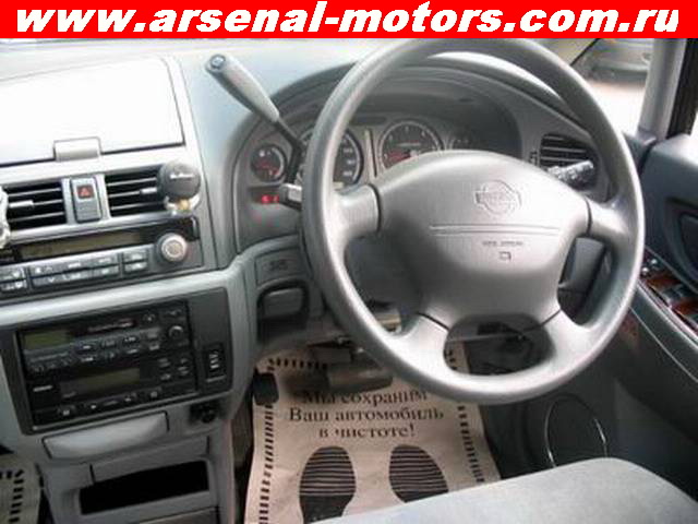 1999 Nissan Presage Pictures