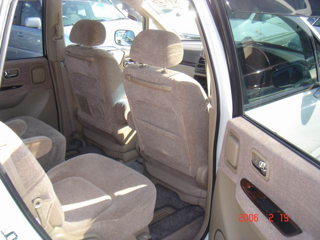 1999 Nissan Presage Photos