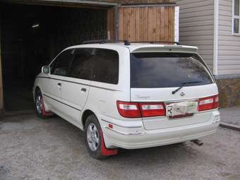 1999 Nissan Presage Pictures