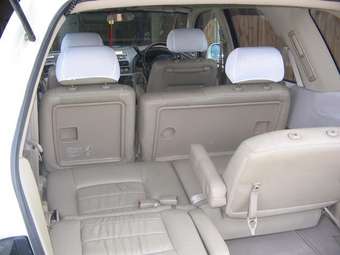 1999 Nissan Presage Photos