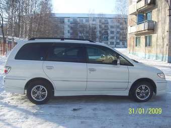 1999 Nissan Presage Pictures