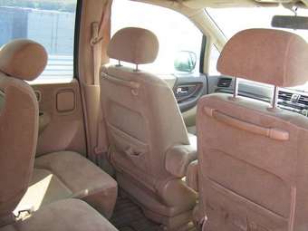 1999 Nissan Presage Pictures