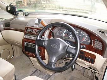 1999 Nissan Presage Pictures