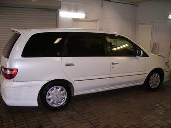 1999 Nissan Presage Photos