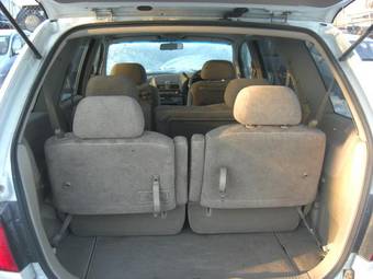 1999 Nissan Presage Photos