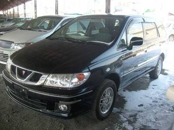 1999 Nissan Presage Photos