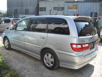 1999 Nissan Presage Pictures