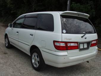 1999 Nissan Presage Pictures