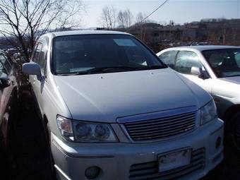1999 Nissan Presage Photos