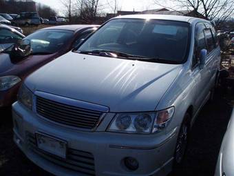 1999 Nissan Presage Photos