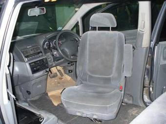 1999 Nissan Presage Pictures