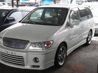 1999 Nissan Presage Pictures