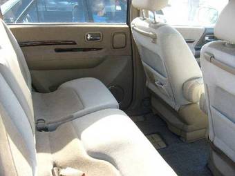 1999 Nissan Presage Photos