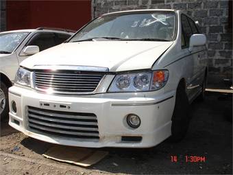 1999 Nissan Presage Photos