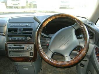 1999 Nissan Presage Photos