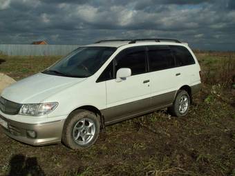 1999 Nissan Presage Pictures