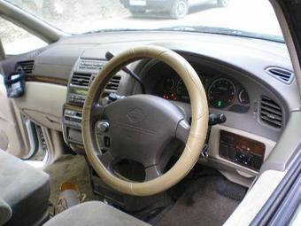 1999 Nissan Presage Pictures