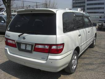 1999 Nissan Presage Photos