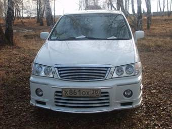 1999 Nissan Presage Photos