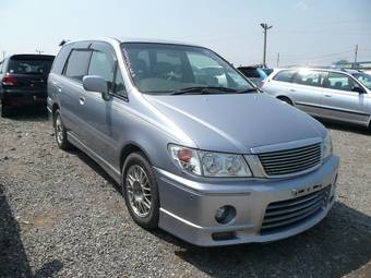 1999 Nissan Presage Photos