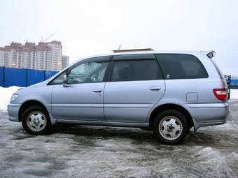 1999 Nissan Presage Pictures