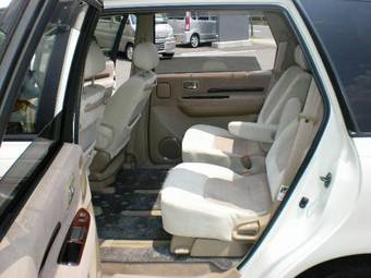 1999 Nissan Presage Photos