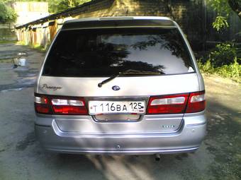 1999 Nissan Presage Pictures
