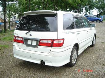 1999 Nissan Presage Photos
