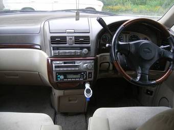 1999 Nissan Presage Photos