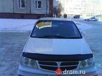 Nissan presage 1999